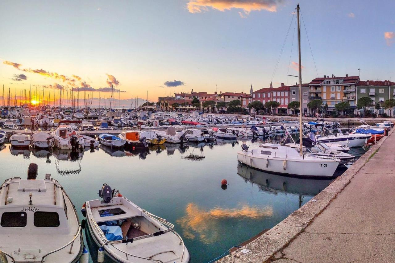 Bivalvia Apartments Koper Eksteriør bilde